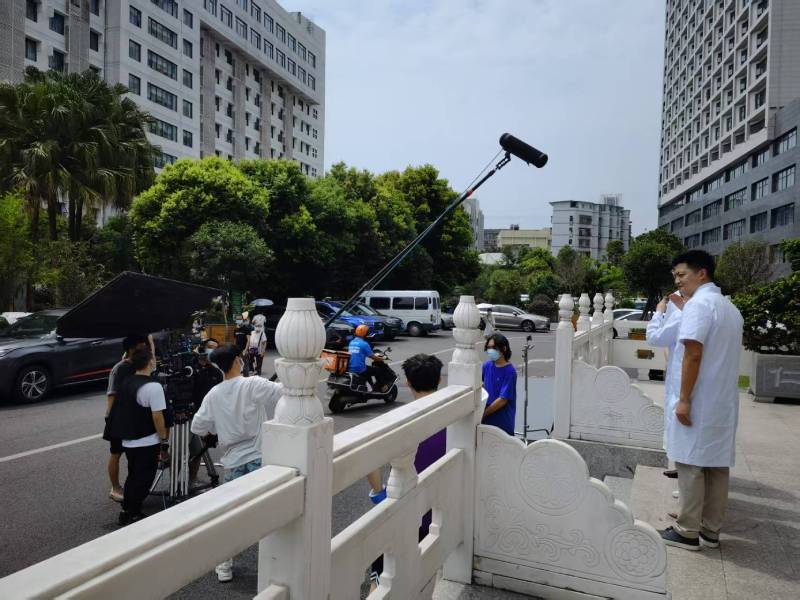 开平区广告片拍摄公司低成本实现高规格制作的诀窍